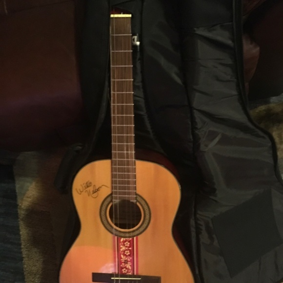 COLLECTIBLE Signed by Willie Whiskey River Guitar. - Picture 2 of 7